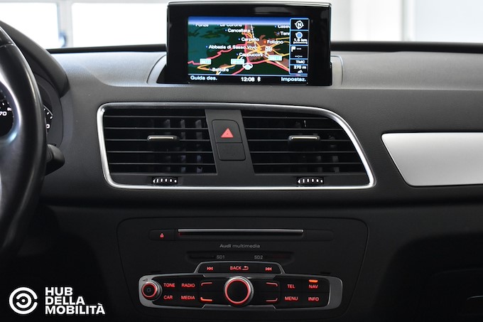 AUDI Q3 2.0 TDI 150 CV Business